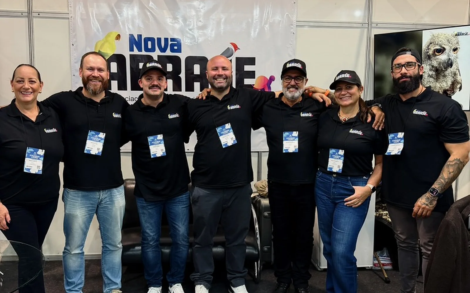 Equipe e associados da Nova Abrase reunidos no estande durante o Reef Day 2026
